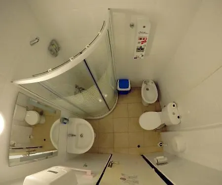 Euro Holitel Casa de hóspedes 3*