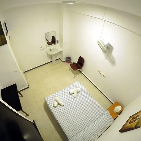 Euro Holitel Casa de hóspedes 3*