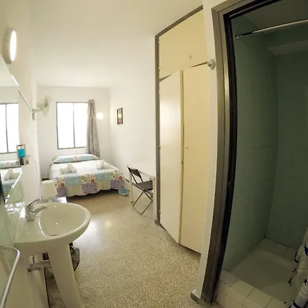 Euro Holitel Casa de hóspedes 3*