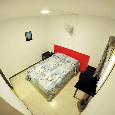 게스트하우스 Euro Holitel 푸엔히롤라