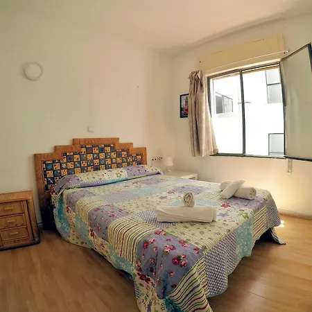 Euro Holitel 招待所 3*